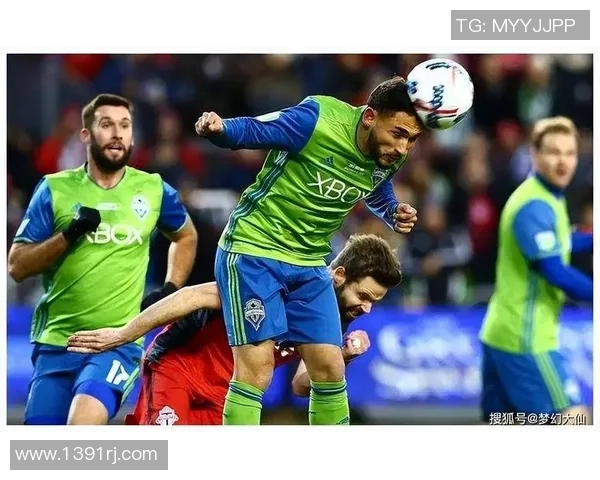 上海足球队的阵地战解析与战术创新探讨 上海足球队的阵地战解析与战术创新探讨