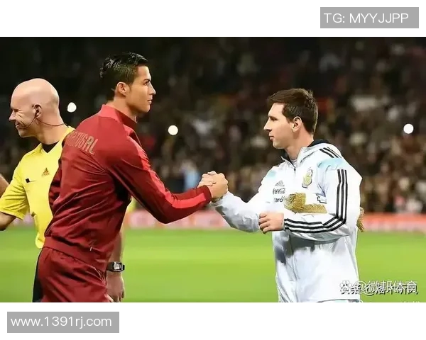 丹麦足球的璀璨星辰十位明星球员的传奇与成就回顾 丹麦足球的璀璨星辰十位明星球员的传奇与成就回顾