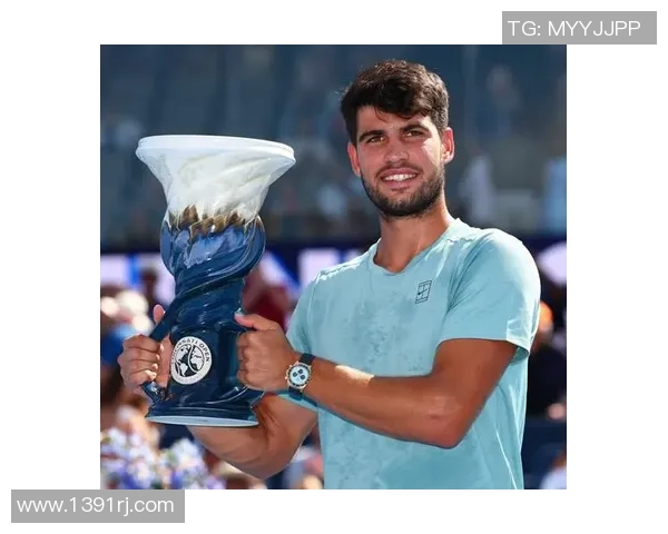 足球明星意外陨落背后的故事与启示揭示运动员生活的另一面