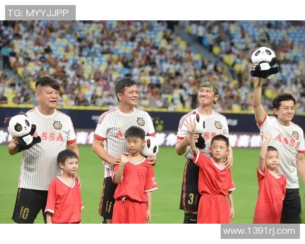 足球明星齐聚一堂共庆盛典展现团结与激情的精彩瞬间 足球明星齐聚一堂共庆盛典展现团结与激情的精彩瞬间